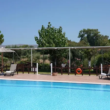 Vitoratos アパート *